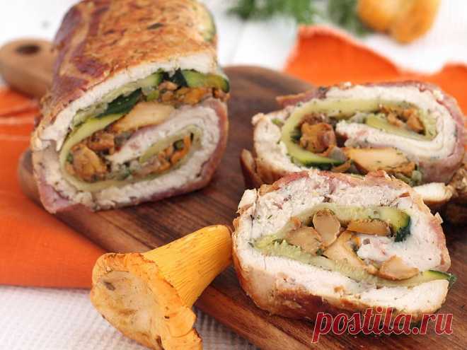 Куриный рулет с цукини и лисичками / Блюда из курицы / TVCook: пошаговые рецепты с фото