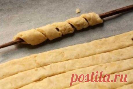 Чебуреки "Угадай-ка" и сырные палочки к супу