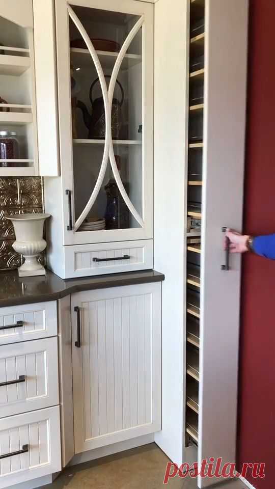 Custom kitchen cabinet