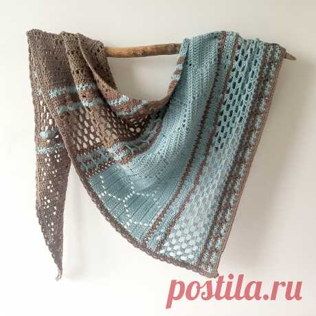 Hotel of Bees Shawl I’m happy to report that I’m doing fairly well in the “Focus, Marianne!”-department, and I’m slowly but surely ticking things off my “must catch up with list&#82…
