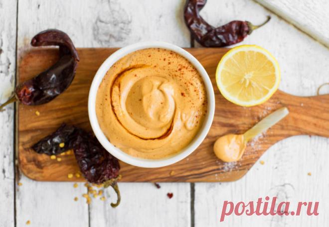 Острый соус айоли - The-Challenger.ru Только у нас — полезные рецепты питательных завтраков, вкусных обедов и легких ужинов! Для тех, кто готов потратить время на что-то особенное, и для тех, у кого на готовку есть всего 10 минут.