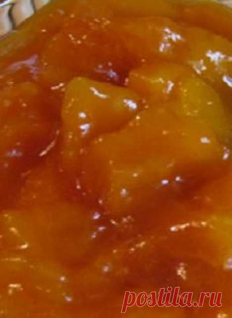 Лакомство из яблок с курагой.