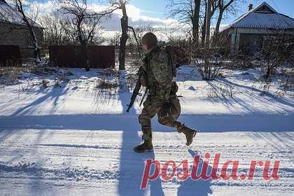 Немецкий боец на стороне ВСУ пожаловался на «бесконечную» армию России. Немецкий военнослужащий, принимающий участие в боевых действиях на Украине в рядах Вооруженных сил республики (ВСУ), пожаловался на бесконечную численность российской армии и техники. Его слова приводит издание Bild. Боец также рассказал изданию о силе ВС России и мощности их обороны.