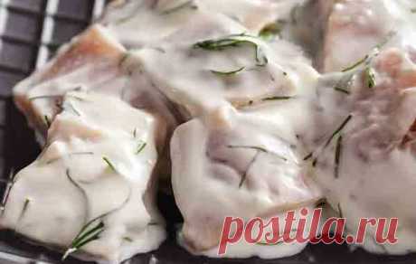 Сельдь под соусом из сметаны и рыбного молочка - Кулинарные рецепты 