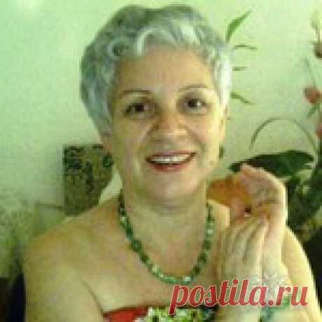 Детская кофта с капюшоном, варежки, муфточка