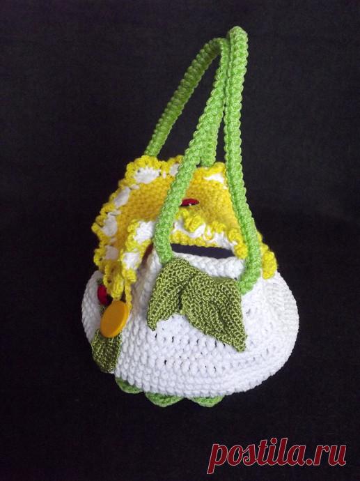 Детские сумочки вязаные пряжей 