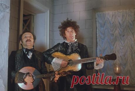 "Уно моменто". Как в "Формуле любви" появилась знаменитая песня  
"Уно, уно, уно, ун моменто! Уно, уно, уно сентименто!" Кто не знает этой песни из фильма "Формула любви" в исполнении Семёна Фарады и Александра Абдулова. А ведь у этой песенки тоже есть своя истори…