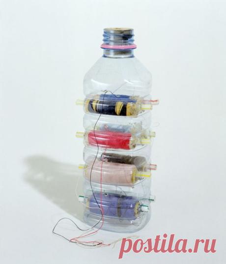 DIY Thread Dispenser at The New Museum