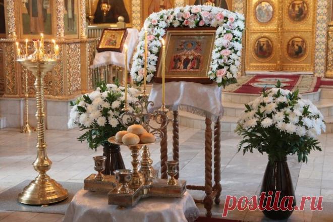 Можно ли в церкви ставить свечку за себя за здравие. Перед какой иконой и как помолиться, можно ли поставить несколько свечей | Православная Жизнь | Яндекс Дзен