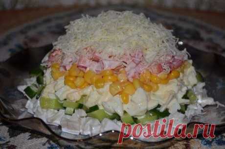 Салат с кальмарами (145 ккал/100 гр)