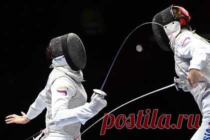 На Украине возмутились допуском сборной России по фехтованию на турниры. Федерация фехтования Украины прокомментировала решение допустить российских спортсменов на международные турниры. «Мы глубоко шокированы и возмущены и немедленно созываем заседание президиума для принятия решения о нашей реакции на вердикт FIE», — заявили в организации.