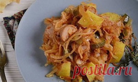 Картофель с квашеной капустой | Кулинарные рецепты Картофель с квашеной капустой и сардельками. Вкусное, замечательное блюдо для ужина для всей семьи. Только из-за сарделек уже стоит приготовить это блюдо