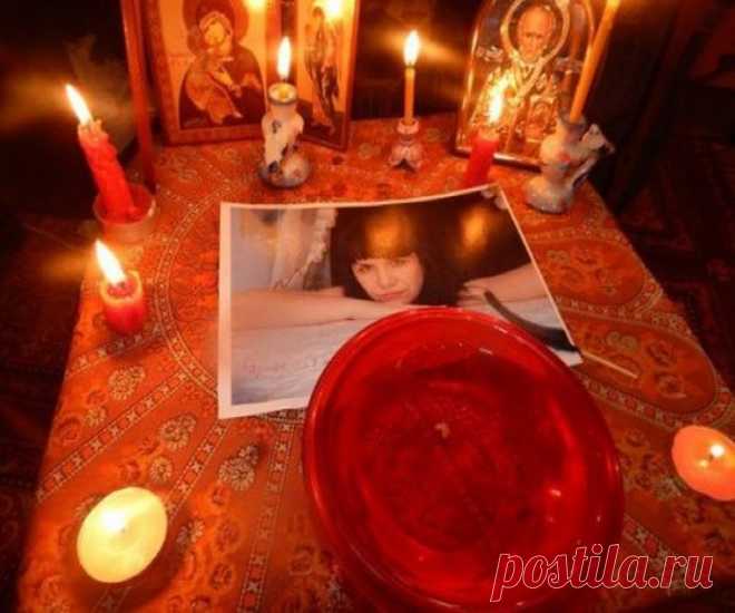 Сильный приворот на девушку, который точно сработает в домашних условиях Сборник сильных приворотов на женщину по фото, действующие на расстоянии, которые работают мгновенно и действуют сразу. Узнайте как их читать в домашних условиях без последствий.