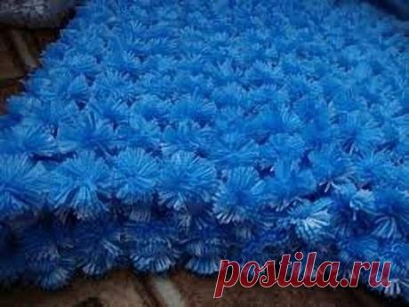 КАК ЛЕГКО И БЫСТРО СДЕЛАТЬ МНОГО ПОМПОНОВ ИЗ ПРЯЖИ.