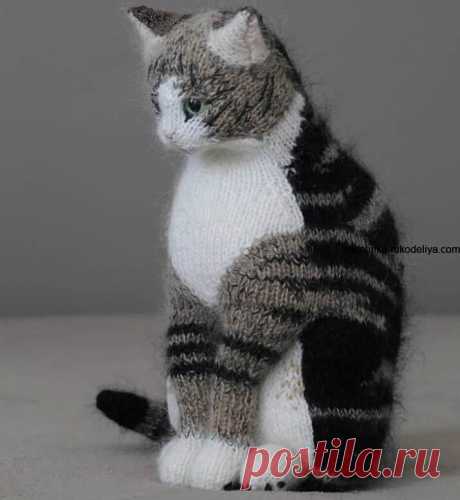 Вязаная игрушка спицами Вязаные коты спицами с описанием