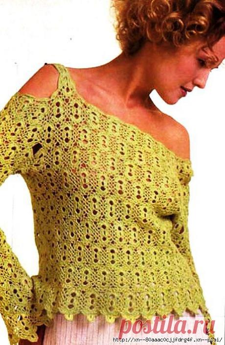 Зеленый пуловер.