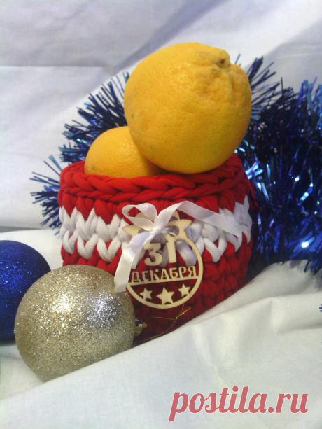 Новый год не за горами! Вот такая Новогодняя "упаковка" связалась! Уехала к новой хозяйке!