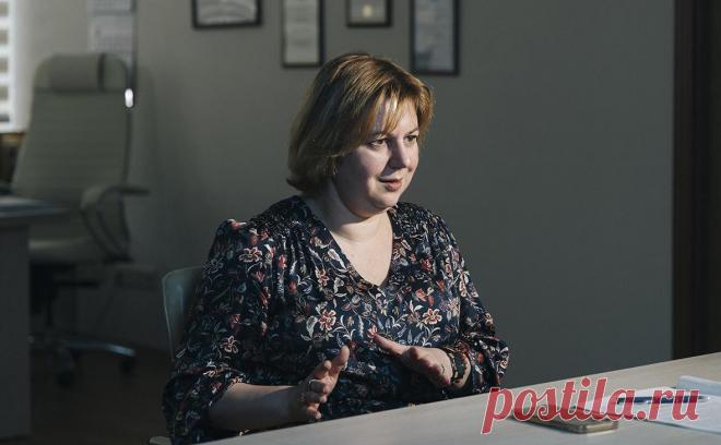 В Институте Пушкина спрогнозировали сценарий исчезновения русского мата. Ректор Института Пушкина связала нецензурную брань в речи блогеров и политиков с «остротой момента», но призвала их держать себя в руках. По ее мнению, мат может перестать быть табу и отдельным лексическим слоем русского языка