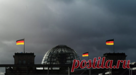 Spiegel: в Германии расследуют возможную диверсию в отношении бундесвера. Правоохранительные органы Германии расследуют возможную диверсию в отношении бундесвера. Армейские казармы в одном из районов Кёльна полностью опечатаны. Читать далее