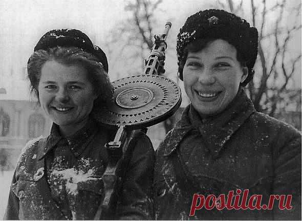 Советские солдаты глазами гитлеровцев / Назад в СССР / Back in USSR