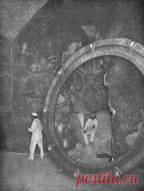 Звездные врата в Багдаде? Эта фотография была сделана в 1920 году