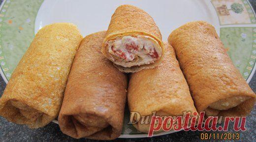 Блины «Мечта» | Диета Дюкана





Почему «Мечта»? Потому что сбылась моя мечта – получить вкусные блинчики без привкуса омлета, без отрубей и чтобы их не надо было делить на 2 дня из-за лимитирования используемых ингредиентов. 

200 мл молока допустимой жирности,
1 яйцо, 
1 белок,
20 г кукурузного крахмала,
3 ст. л. сухого обезжиренного молока,
соль на кончике ножа.
заменитель сахара (эквивалент 0.5 чайной ложки сахара; для сладкой начинки - 1 ч. л.).