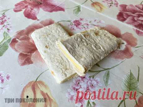 Три простых и полезных перекуса в дорогу на любой вкус. Чипсы из творога, сырные рулетики и морковные палочки | ТРИ ПОКОЛЕНИЯ | Яндекс Дзен