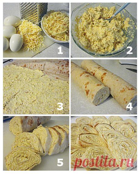 Лаваш с сыром и яйцом