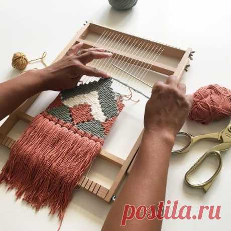 МИР ПОДАРКОВ -ВЯЗАНИЕ,РУКОДЕЛИЕ,ХЭНД-МЕЙД