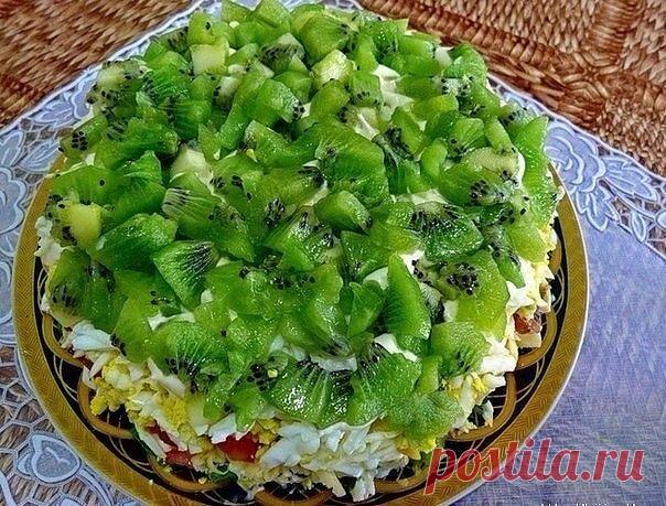 Этoт сaлaт "ИЗУМРУДНАЯ РОССЫПЬ" вызoвeт у Вас и вaших гoстей настоящий восторг!