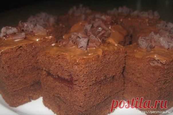 Очень нежный и пушистый шоколадный бисквит