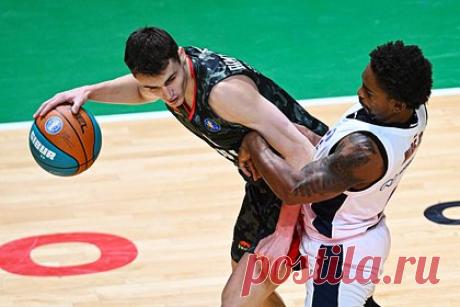 Иностранный баскетболист назвал причину переезда в Россию. Северомакедонский разыгрывающий казанского УНИКСа Ненад Димитриевич назвал причину переезда в Россию. «Я знал, что это большая команда — это то, почему я сюда переехал: шанс поиграть в серьезном клубе на первых ролях», — заявил баскетболист. Димитриевич подчеркнул, что для него это стало возможностью.