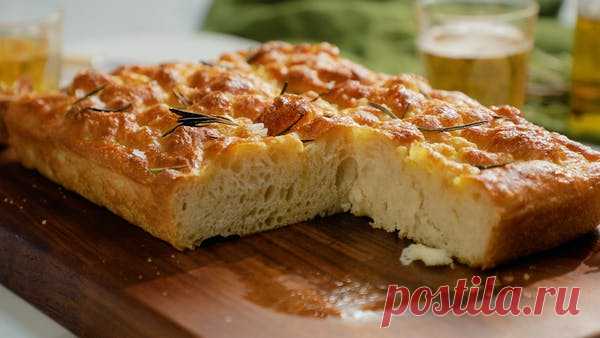 Best Ever Focaccia ~ Recipe Recipe with video instructions: Focaccia is an Italian staple when it comes to bread and packs a punch with its classic flavours. And the best part is that making it from scratch at home is just as fun as it is delicious. The only way to enjoy it? Dipped in really great extra virgin olive oil, of course.  Ingredients: Poolish, 200g Bread flour, 200g Water (warm - about 25 degrees), 1.5 Teaspoon dried yeast, Dough, 425g Bread flour, 7g Honey, 265...