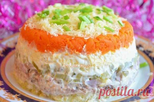 Как приготовить салат с рыбой и солеными огурчиками  - рецепт, ингридиенты и фотографии