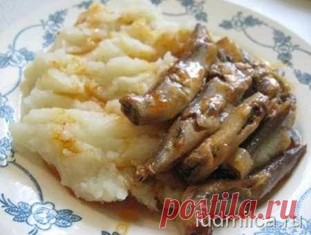 ***КИЛЬКА В ТОМАТЕ "БАЛТИКА"***.