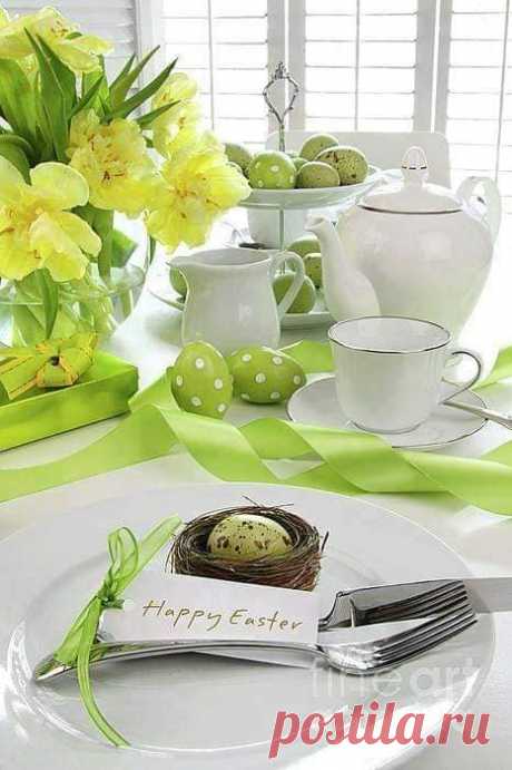 (4) Facebook