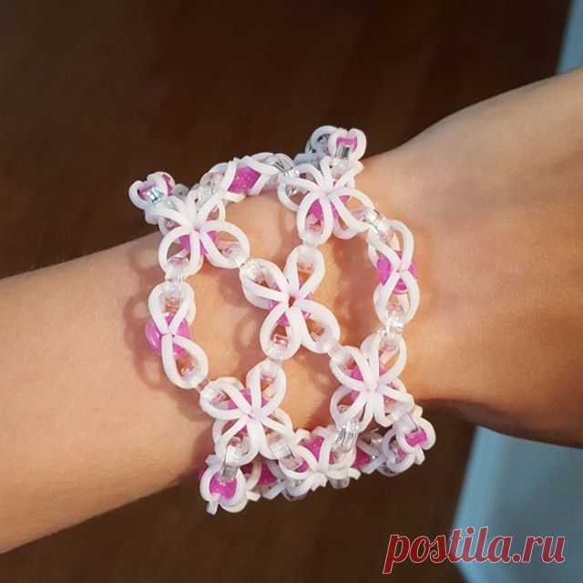 Made a bracelet out of that thingy 😊