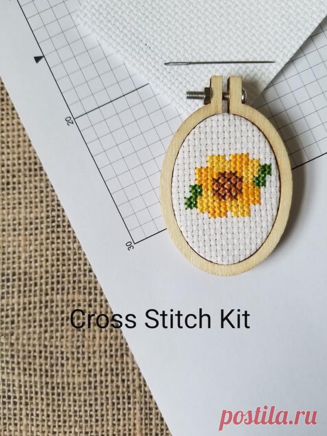 Counted Cross Stitch Kit Sunflower Petals Mini - Etsy España