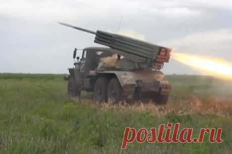 Опубликована карта боевых действий на Украине. Минобороны России во время ежедневного брифинга показало карту боевых действий на Украине на 24 мая. Видео опубликовано в официальном Telegram-канале военного ведомства. На карте отражены основные события, произошедшие в зоне проведения специальной военной операции (СВО) за последние сутки.