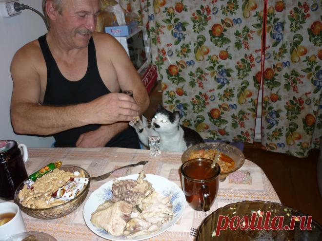 №3-Э-э,хозяин!Ето моя рюмка!Отдай!!!