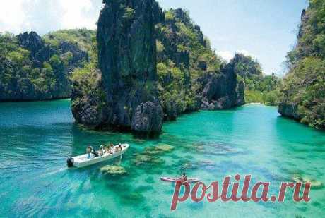 Лагуна у острова Палаван, Филиппины