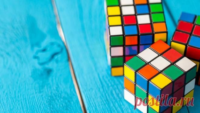 Подросток из Австралии установил новый мировой рекорд по сборке кубика Рубика вслепую. Австралийский подросток Чарли Эггинс установил мировой рекорд по сбору кубика Рубика с завязанными глазами, сообщает Telegram-канал газеты "Известия". Новый рекорд был установлен на чемпионате Австралии. Эггинс сумел собрать ...