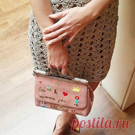 Evento Ox @betopacheco vestido de Crochet de Couro + bolsa e sapato @dolcegabbana ❤🌸👗👠👜❤ #VanessaMontoroStyle #VanessaMontoroCrochet #Authentic #Luxury #HandMade #Crochet #FeitonoBrasil #MadeinBrazil #PositiveFashion #ShopOnline www.vanessamontoro.com.br
