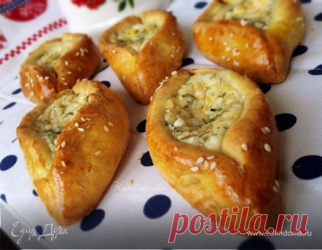 Пирожки с сыром и зеленью "Лодочки" , пошаговый рецепт на 2067 ккал, фото, ингредиенты - ღ Юляღ