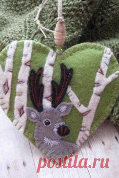 Подвески из фетра.