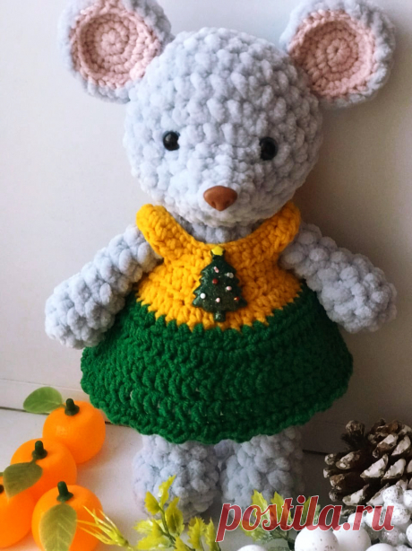 PDF Плюшевая Мышка крючком. FREE crochet pattern; Аmigurumi doll patterns. Амигуруми схемы и описания на русском. Вязаные игрушки и поделки своими руками #amimore - Мышь, мышка из плюшевой пряжи, плюшевый мышонок, крыса, rat rata, rato, ratte, szczur, szczur, mouse, ratón, maus souris, mysz myši. Amigurumi doll pattern free; amigurumi patterns; amigurumi crochet; amigurumi crochet patterns; amigurumi patterns free; amigurumi today.