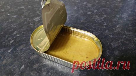 Недавно попался рецепт. Решил повторить. Съели баночку шпрот, а масло использовал так, как ни разу до этого не делал - Будет вкусно - Социальная сеть "МТ.RU" В интернете давно не утихают споры по поводу вредности или полезности масла от шпрот. Да в принципе не только от шпрот, но и от любых другой рыбной консервации в масле. Кто-то пишет что это очень вредное масло, кто-то наоборот, что масло можно и нужно есть. Если рассуждать логически, то если масло Подписывайтесь, чита...