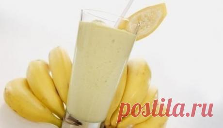 Легкий банановый коктейль / Свежие рецепты