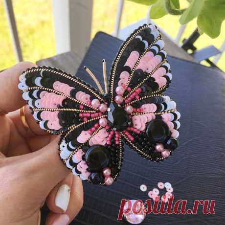 Вышивка ручной работы в Instagram: «🦋🦋🦋
.
.
.
#брошьизбисера #брошьбабочка #бабочка #handmade #ухта #москва #питер #сыктывкар #сочи» 170 отметок «Нравится», 3 комментариев — Вышивка ручной работы (@yulia_v_krut) в Instagram: «🦋🦋🦋
.
.
.
#брошьизбисера #брошьбабочка #бабочка #handmade #ухта #москва #питер #сыктывкар #сочи»