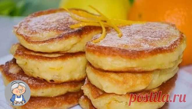 Пышные оладьи
ИНГРЕДИЕНТЫ:
● Яйцо — 1 шт.
● Кефир — 1/2 л
● Сахар — по вкусу
● Мука пшеничная — 2 стакана
● Сода — 1 ч. л.
● Уксус — 1 ст. л.
● Соль — 1 щепотка
---
ПРИГОТОВЛЕНИЕ:

1. Яйцо хорошо взбить с сахаром. Попеременно всыпать муку и вливать кефир, для того чтобы не было комков: ложку муки — взбить, чуть кефира — взбить. И так, пока не кончится кефир. Потом добавить разрыхлитель или соду, гашенную уксусом.
2. Жарить оладьи в большом количестве масла, но не во фритюр...